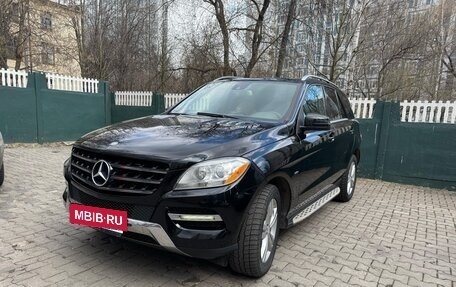 Mercedes-Benz M-Класс, 2012 год, 2 300 000 рублей, 2 фотография