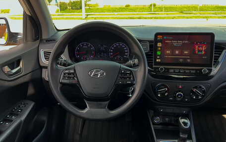 Hyundai Solaris II рестайлинг, 2019 год, 815 000 рублей, 13 фотография