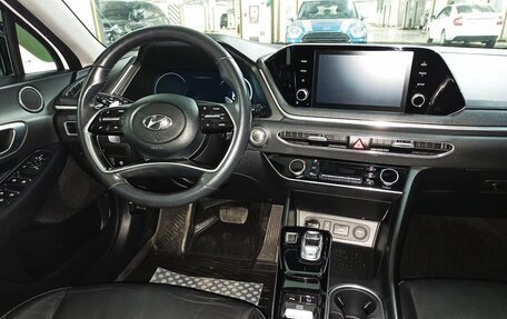 Hyundai Sonata VIII, 2019 год, 2 200 000 рублей, 13 фотография