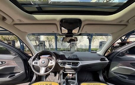 BMW 3 серия, 2021 год, 3 890 000 рублей, 13 фотография