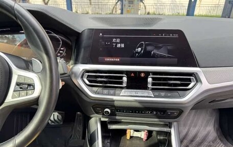 BMW 3 серия, 2021 год, 3 890 000 рублей, 21 фотография