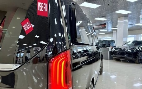 Mercedes-Benz V-Класс, 2019 год, 6 093 000 рублей, 28 фотография
