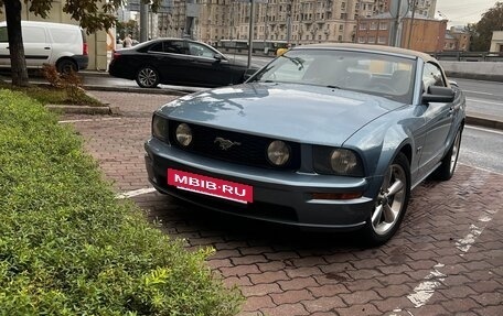 Ford Mustang VI рестайлинг, 2007 год, 2 950 000 рублей, 7 фотография