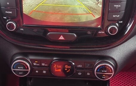 KIA Soul III, 2021 год, 2 000 000 рублей, 10 фотография
