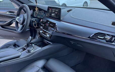 BMW 5 серия, 2017 год, 4 850 000 рублей, 10 фотография