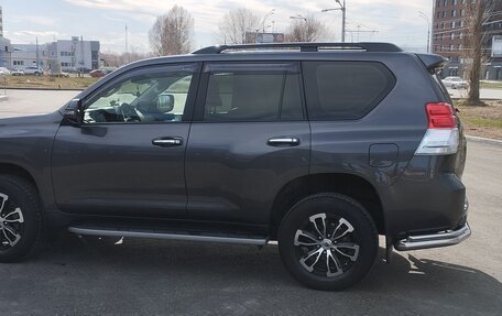 Toyota Land Cruiser Prado 150 рестайлинг 2, 2011 год, 4 250 000 рублей, 3 фотография