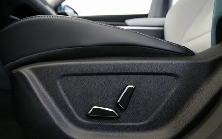 Geely Emgrand, 2023 год, 1 875 000 рублей, 19 фотография