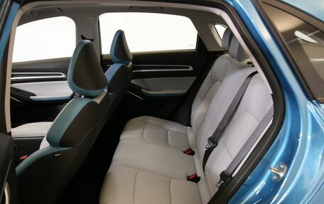 Geely Emgrand, 2023 год, 1 875 000 рублей, 22 фотография