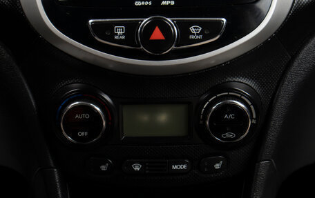 Hyundai Solaris II рестайлинг, 2012 год, 999 000 рублей, 13 фотография