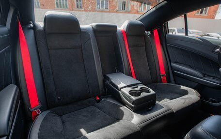 Dodge Charger, 2022 год, 8 700 000 рублей, 29 фотография