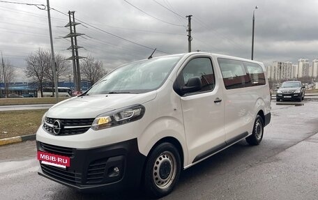 Opel Vivaro, 2021 год, 3 220 000 рублей, 2 фотография