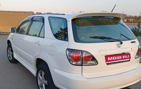 Toyota Harrier, 2001 год, 895 000 рублей, 1 фотография