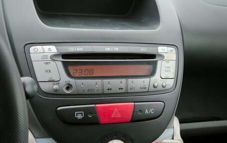 Peugeot 107 I рестайлинг, 2009 год, 290 000 рублей, 6 фотография