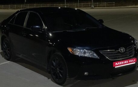 Toyota Camry, 2006 год, 950 000 рублей, 2 фотография