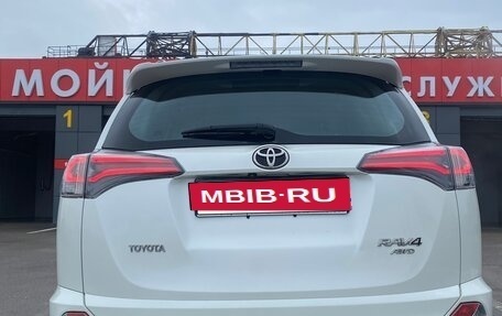 Toyota RAV4, 2016 год, 2 050 000 рублей, 4 фотография