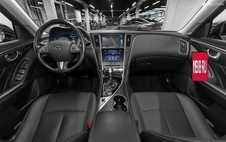 Infiniti Q50 I рестайлинг, 2017 год, 2 280 000 рублей, 9 фотография