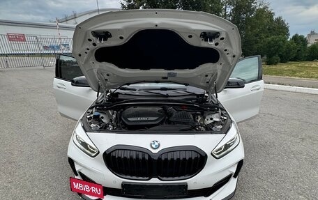 BMW 1 серия, 2021 год, 3 650 000 рублей, 6 фотография