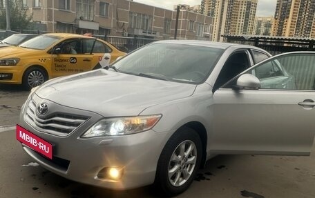 Toyota Camry, 2010 год, 2 000 000 рублей, 10 фотография