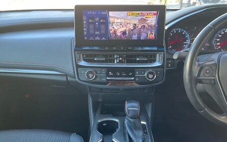 Toyota Crown, 2021 год, 2 400 033 рублей, 15 фотография
