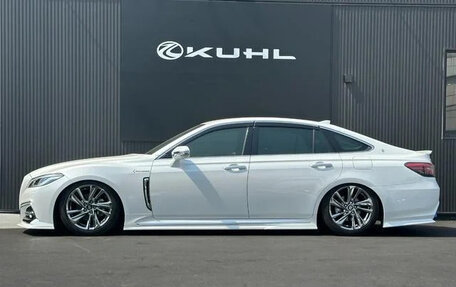 Toyota Crown, 2021 год, 2 400 033 рублей, 8 фотография