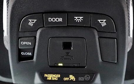Toyota Crown, 2023 год, 4 665 000 рублей, 14 фотография