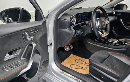 Mercedes-Benz A-Класс AMG, 2021 год, 3 580 000 рублей, 14 фотография