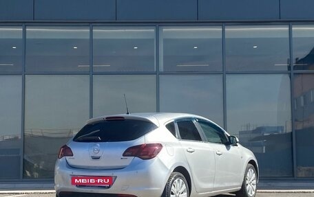 Opel Astra J, 2011 год, 589 000 рублей, 4 фотография