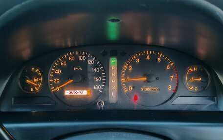 Toyota Ipsum II, 1999 год, 485 000 рублей, 15 фотография