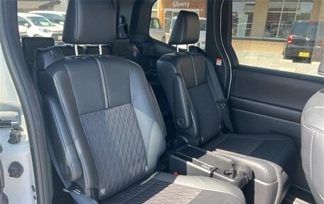 Toyota Noah, 2022 год, 2 100 275 рублей, 18 фотография