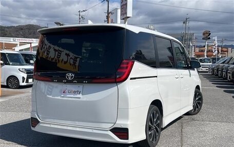 Toyota Noah, 2022 год, 2 100 275 рублей, 6 фотография
