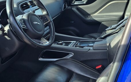 Jaguar F-Pace, 2018 год, 3 200 000 рублей, 9 фотография