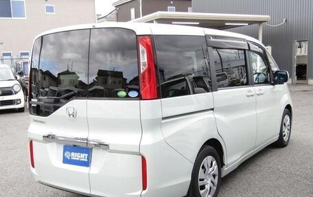 Honda Stepwgn IV, 2016 год, 1 400 000 рублей, 3 фотография
