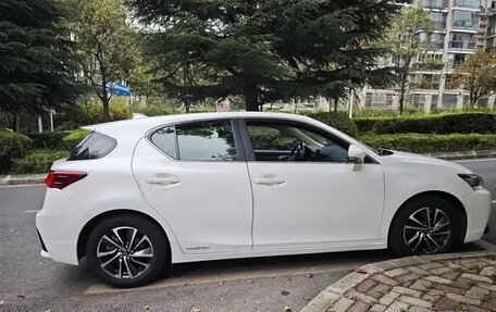 Lexus CT I рестайлинг, 2020 год, 2 030 000 рублей, 4 фотография