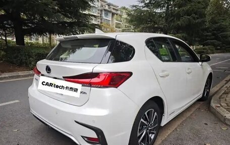 Lexus CT I рестайлинг, 2020 год, 2 030 000 рублей, 3 фотография