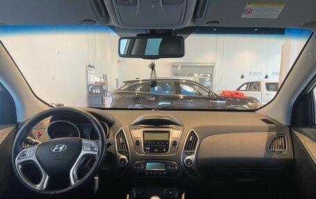 Hyundai ix35 I рестайлинг, 2011 год, 1 050 000 рублей, 25 фотография