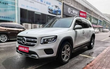 Mercedes-Benz GLB, 2023 год, 4 800 000 рублей, 1 фотография