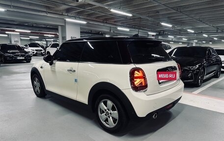 MINI Hatch, 2021 год, 1 750 013 рублей, 4 фотография
