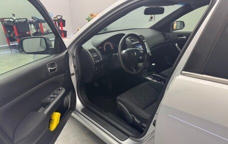 Honda Accord VII рестайлинг, 2004 год, 645 000 рублей, 9 фотография