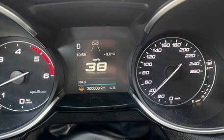 Alfa Romeo Stelvio, 2017 год, 2 500 000 рублей, 3 фотография