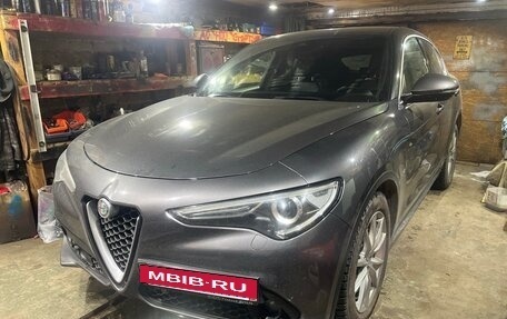 Alfa Romeo Stelvio, 2017 год, 2 500 000 рублей, 2 фотография