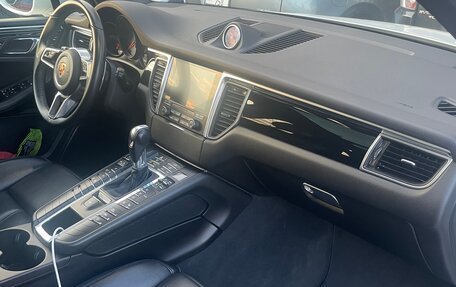 Porsche Macan I рестайлинг, 2016 год, 3 280 000 рублей, 8 фотография
