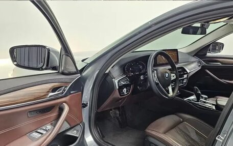 BMW 5 серия, 2022 год, 3 800 000 рублей, 18 фотография