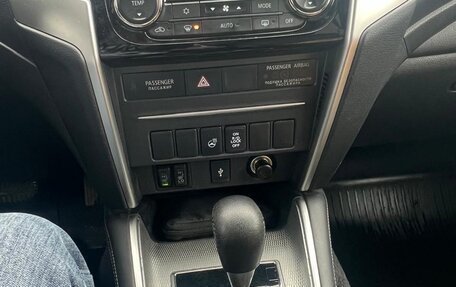 Mitsubishi L200 IV рестайлинг, 2021 год, 4 900 000 рублей, 9 фотография