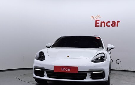 Porsche Panamera II рестайлинг, 2018 год, 6 398 000 рублей, 3 фотография
