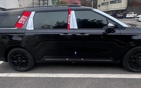 KIA Carnival, 2025 год, 5 000 100 рублей, 4 фотография