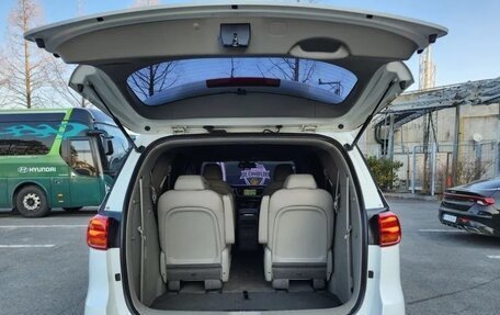 KIA Carnival III, 2020 год, 2 180 000 рублей, 9 фотография