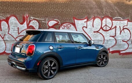 MINI Hatch, 2022 год, 2 600 000 рублей, 5 фотография