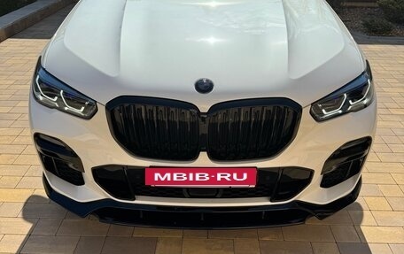 BMW X5, 2021 год, 10 450 000 рублей, 2 фотография