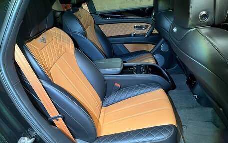 Bentley Bentayga I, 2020 год, 14 900 000 рублей, 15 фотография