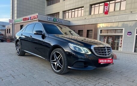 Mercedes-Benz E-Класс, 2013 год, 1 650 000 рублей, 3 фотография